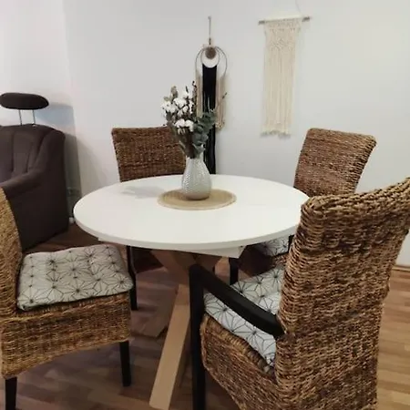 Apartment Kasel, Mitten Im Ruwertal