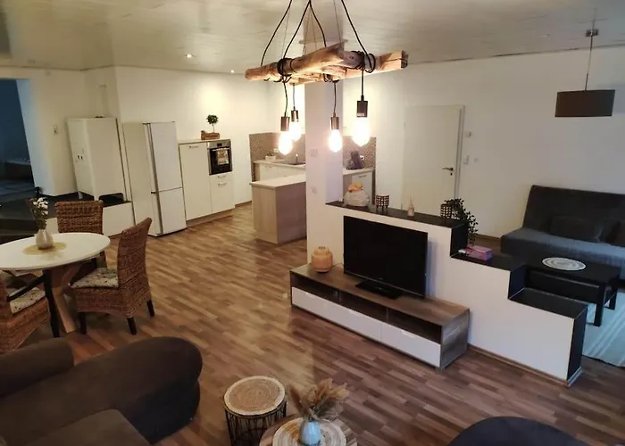 Kasel, Mitten Im Ruwertal דירה